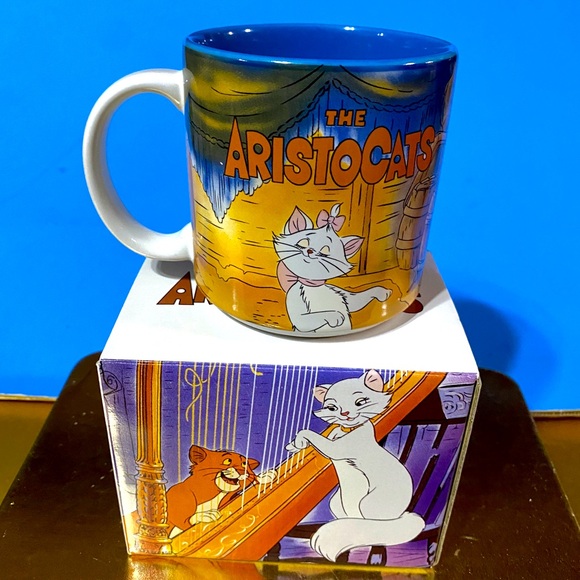WALT DISNEY’S ARISTOCATS VTG 90’s NWT DISNEY STORE EXCLUSIVE CERAMIC MUG JAPAN - Picture 1 of 14
